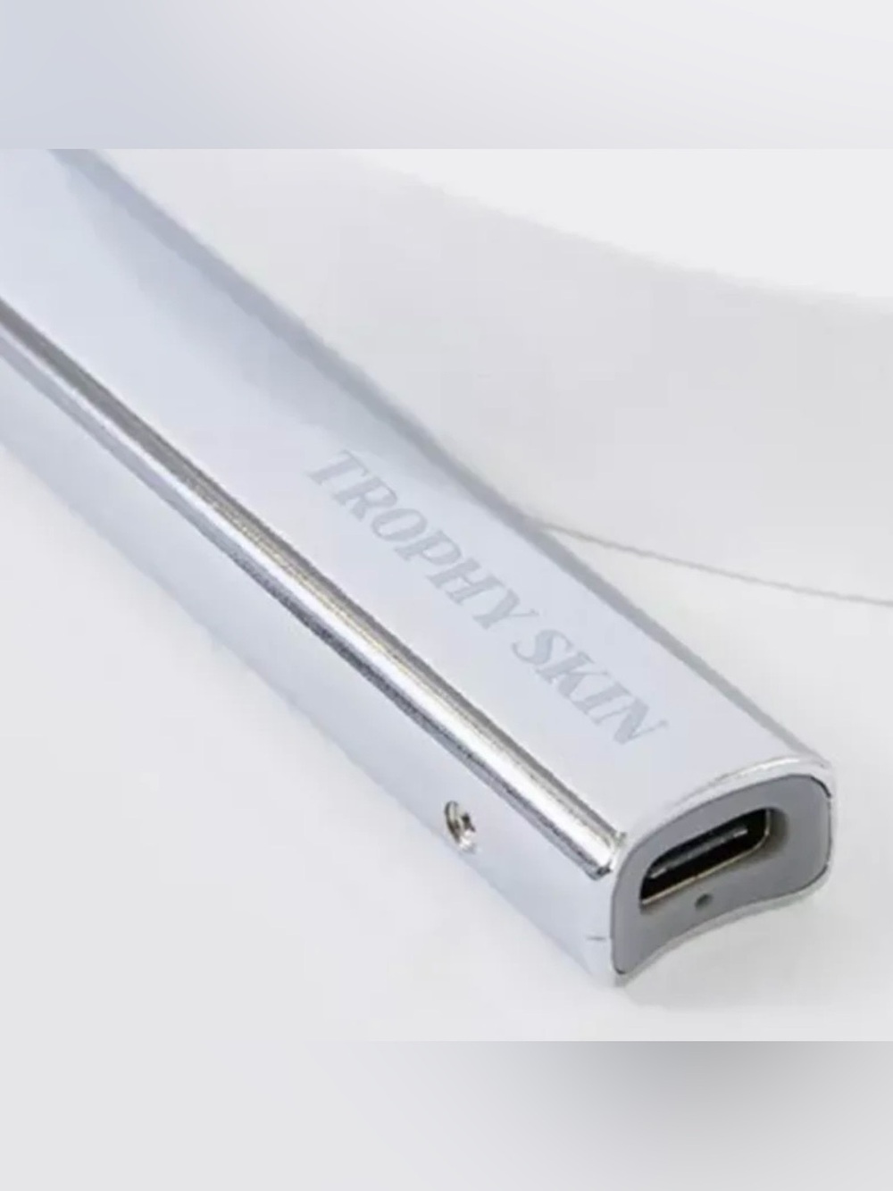 Trophy Skin BrightenMD 4 in 1 Eye, Face and Neck Tool in Silver - Picture 6 of 8